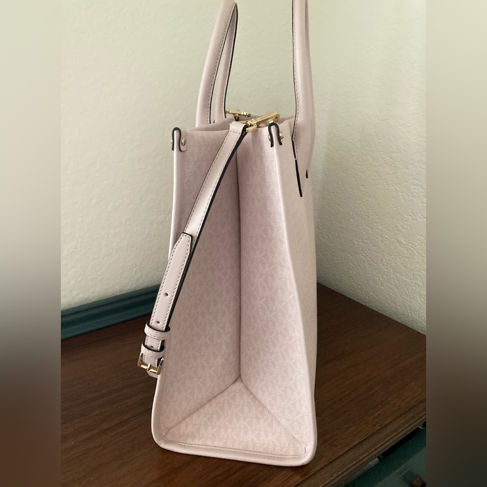 MICHAEL KORS Mirella Large MK Tote Bag - Picture 4 of 12